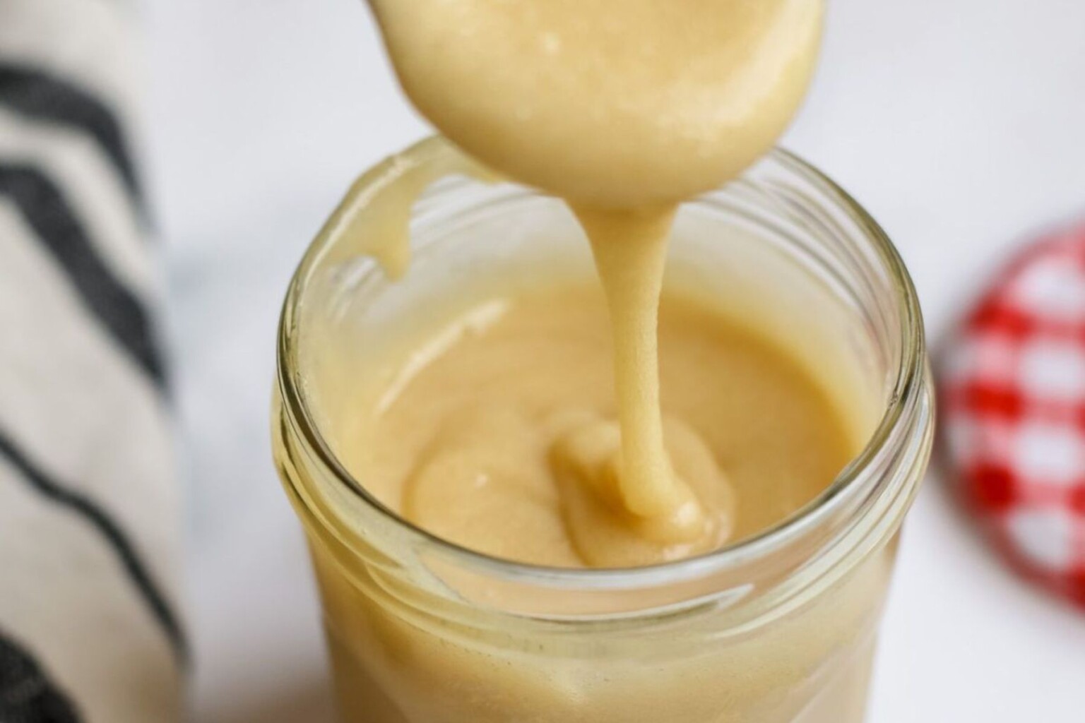 Vegan Sweetened Condensed Milk (2 ingredients) - Glow Diaries
