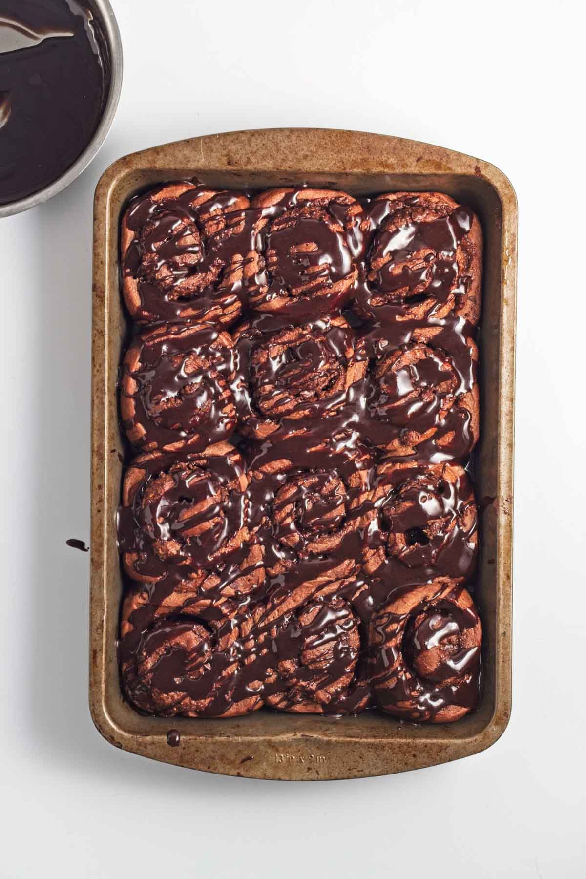 How to Make - Chocolate Cinnamon Rolls